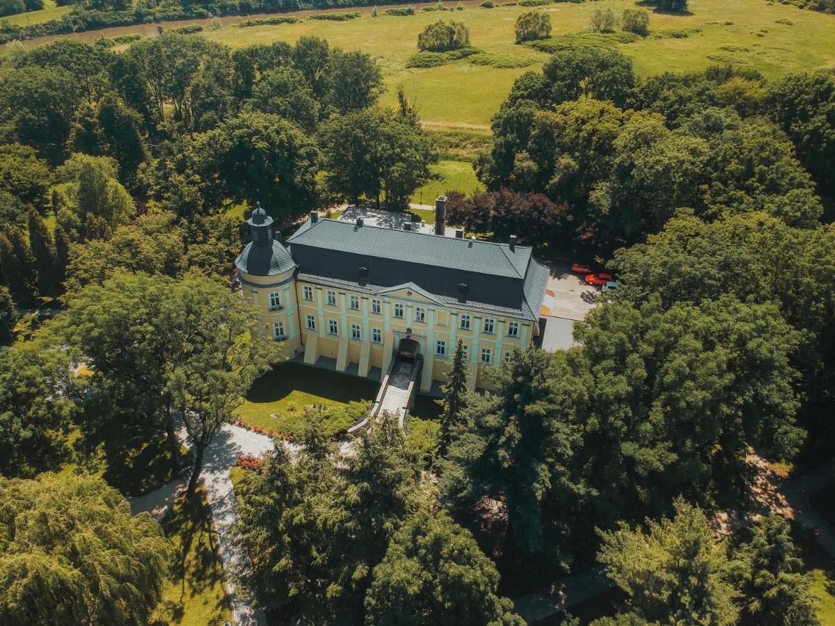 Hotel Zamek Chalupki Exterior photo